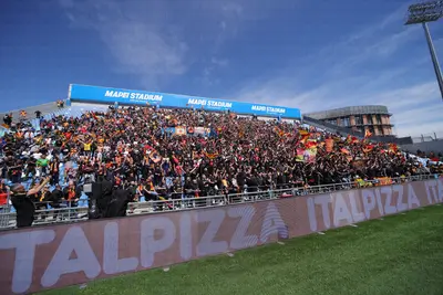 Tifosi del Lecce al Mapei Stadium
