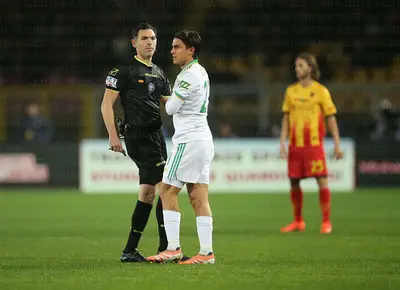 lecce-roma-arbitro-sacchi-dybala-gallo