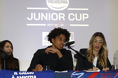 Oumar Ngom incontro Philadelphia Junior Cup