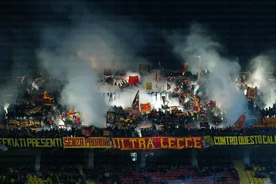 tifosi curva nord lecce