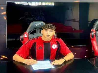 L'attaccante Claudio Ricciardi