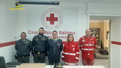 La Guardia di Finanza dona il carburante