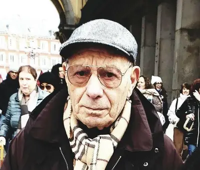 L'ex sindaco Luigi Di Marino