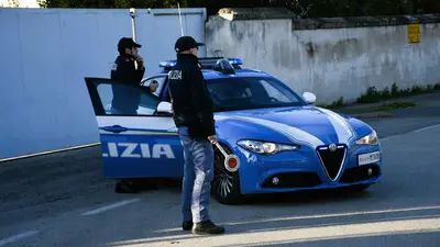 l'operazione della polizia