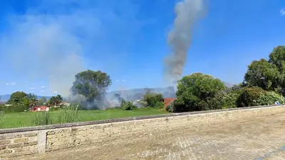 Tanta paura per l'incendio a Baia Domizia