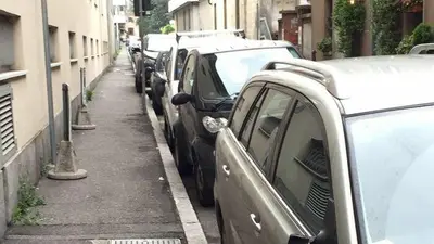 E' caccia alla gang dei furti di pezzi d'auto