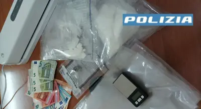 La droga sequestrata dalla polizia