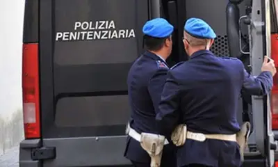 Gli agenti della polizia penitenziaria