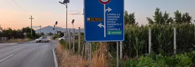 Via Bachelet, al confine con Portico di Caserta