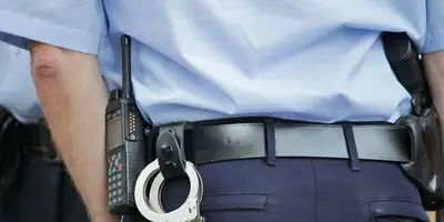 Arrestato agente di polizia