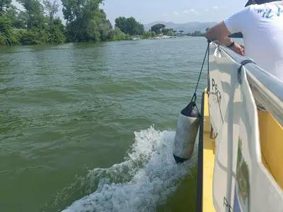 Battelli "spazzamare" in azione sul litorale domizio