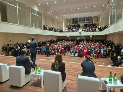 Il presidente Conte a Caserta