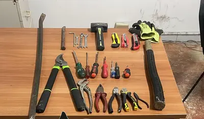 Gli strumenti usati per lo scasso