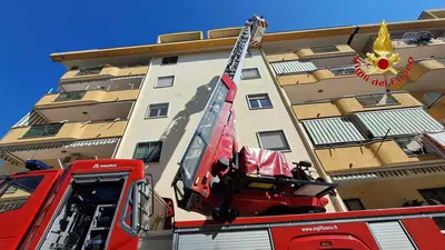 Sul posto i vigili del fuoco